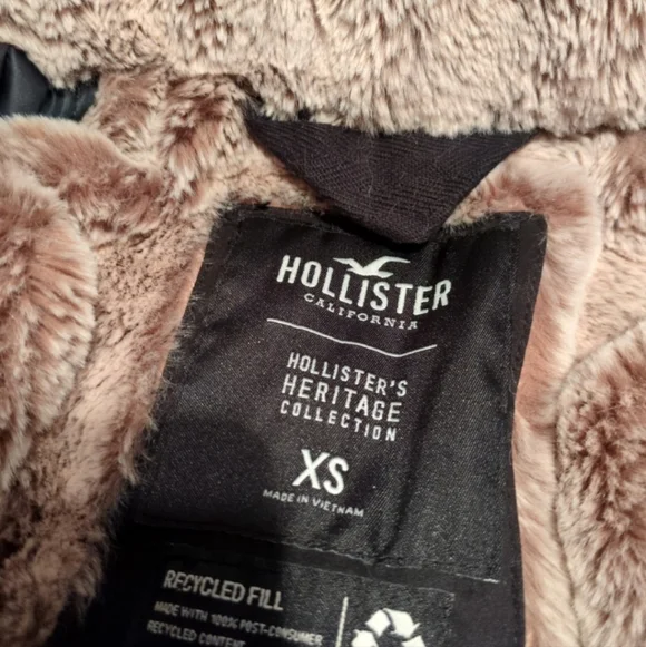 Hollister Parka - Picture 3 of 5